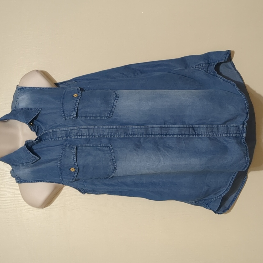 Michael Kors Sleeveless Denim Shirt women's size Medium